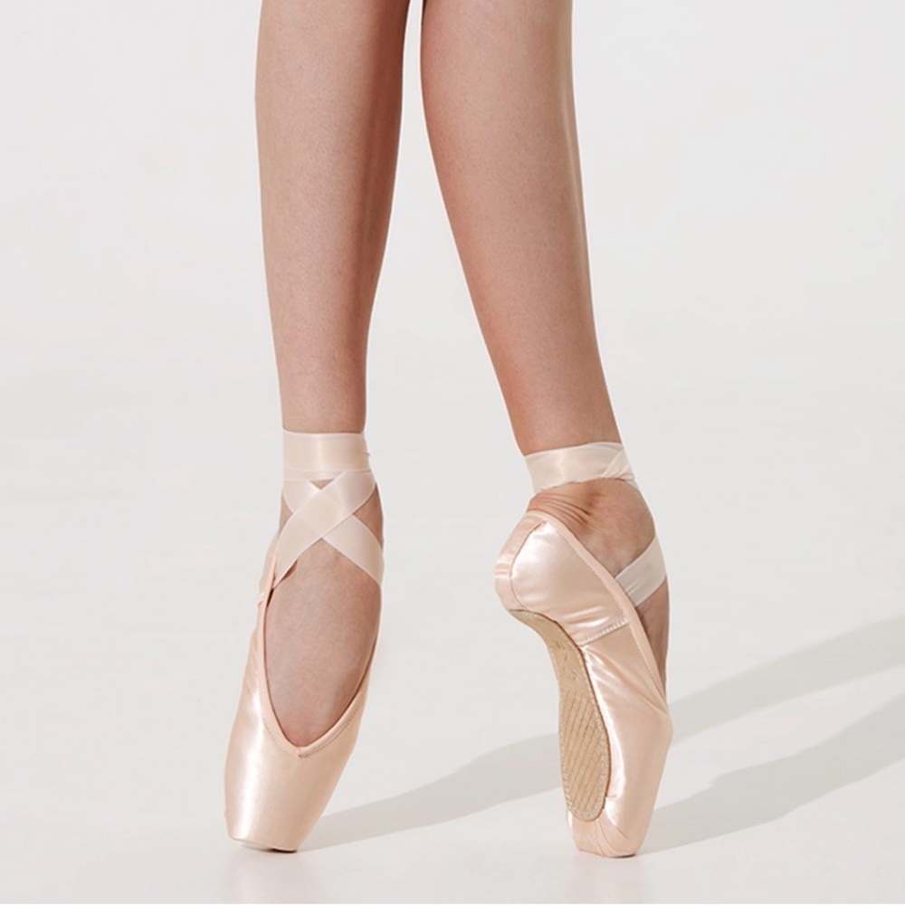 Grishko “Elite” Pink Satin Pointe Ballet Shoes, Size 5 M